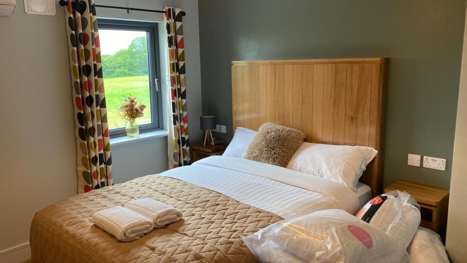 The Orchard House Otel Kilkenny Dış mekan fotoğraf
